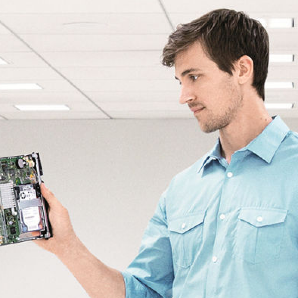 HP Launches Moonshot Servers With ARM Chips